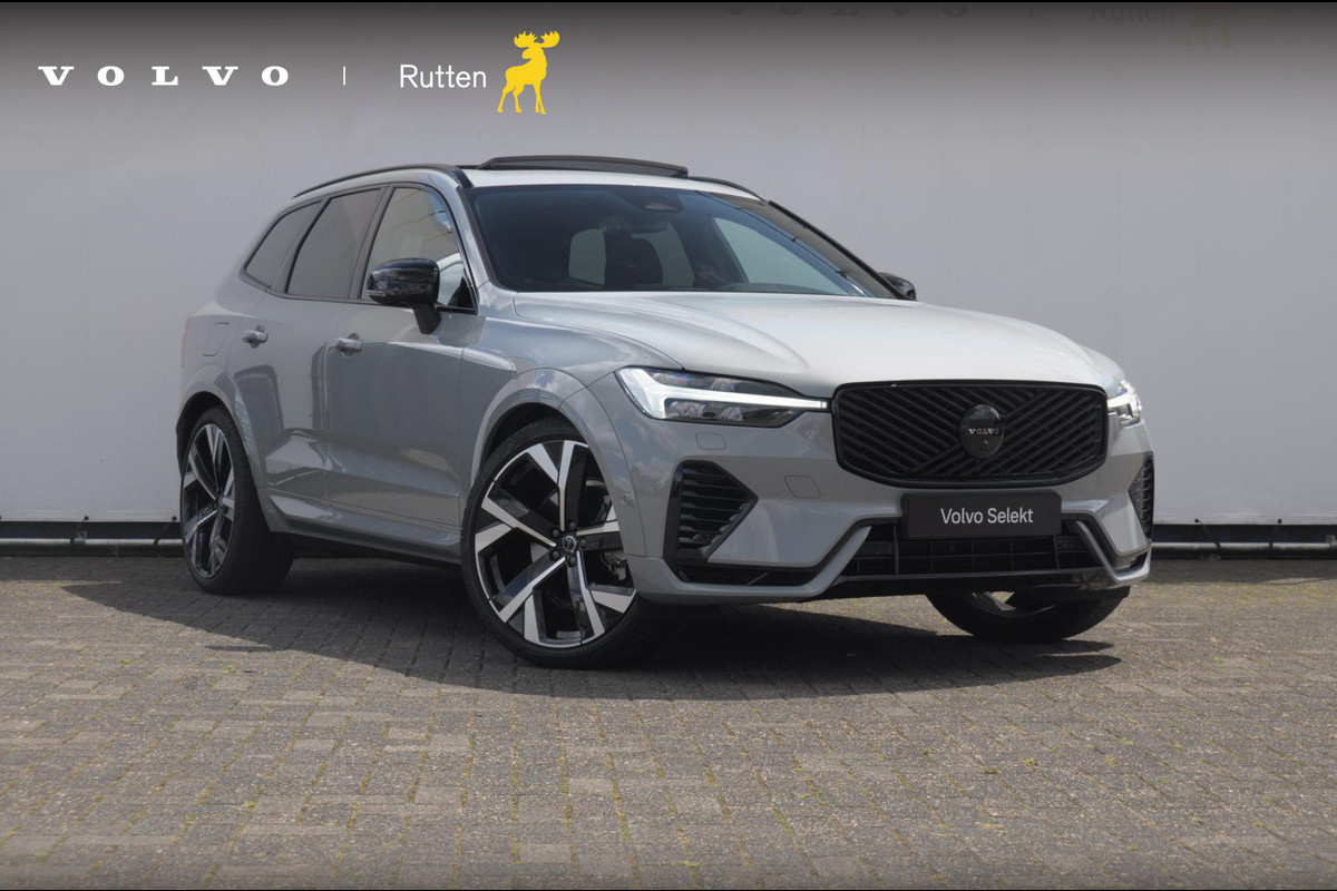 Volvo XC60 T8 455PK Automaat hybrid AWD Ultra Black Edition Luchtvering/ Semi-elektrisch inklapbare trekhaak/ Stoelverwarming voor en achter/ Stuurverwarming/ Harman Kardon Audio/