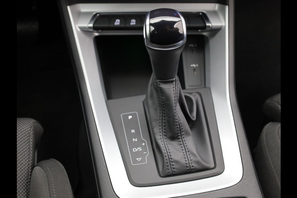 Audi Q3 35 TFSI S edition | Camera | Trekhaak afnb. | Prijs Rijklaar!!
