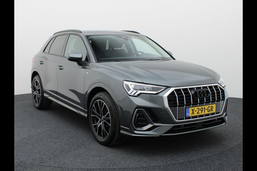 Audi Q3 35 TFSI S edition | Camera | Trekhaak afnb. | Prijs Rijklaar!!