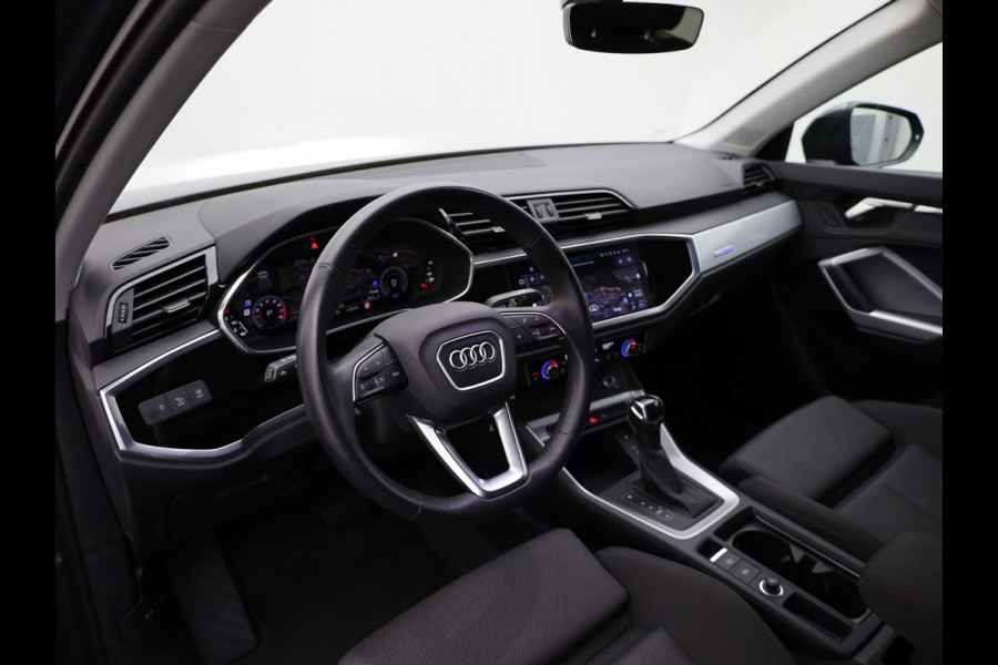Audi Q3 35 TFSI S edition | Camera | Trekhaak afnb. | Prijs Rijklaar!!
