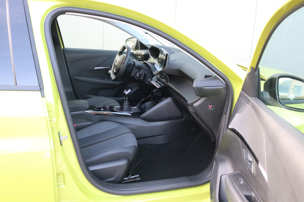 Peugeot 208 1.2 PureT. 100PK Allure Carplay-android/Parkeerhulp/Cruise-control