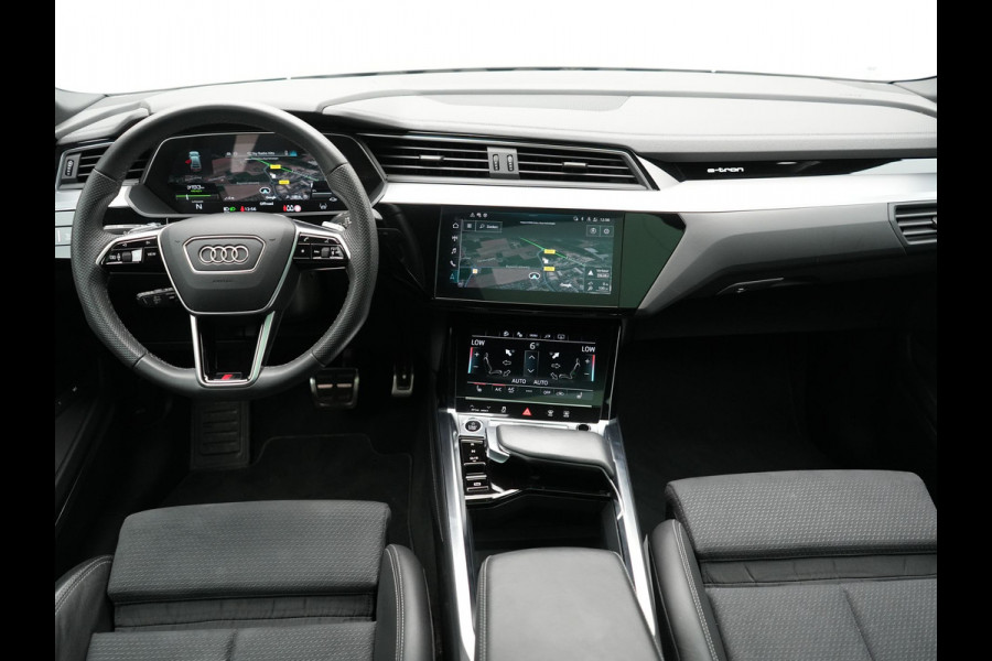 Audi Q8 e-tron Sportback 55 Quattro S edition 95 kWh 408pk Dealer O.H | Luchtvering | Panodak | Black Optic | Adaptive Cruise | 360 Camera | B&O Soundsystem | 21"L.M | Alcantara Sportstoelen Memory | Apple Carplay | Matrix LED |