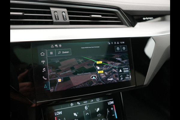 Audi Q8 e-tron Sportback 55 Quattro S edition 95 kWh 408pk Dealer O.H | Luchtvering | Panodak | Black Optic | Adaptive Cruise | 360 Camera | B&O Soundsystem | 21"L.M | Alcantara Sportstoelen Memory | Apple Carplay | Matrix LED |