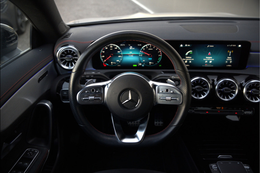 Mercedes-Benz CLA-Klasse Shooting Brake 250 e Business Solution AMG Limited | Stoelverwarming | Parkeersensoren | Navigatie | Cruise Control | Keyless | Ambiance Verlichting | Climate Control