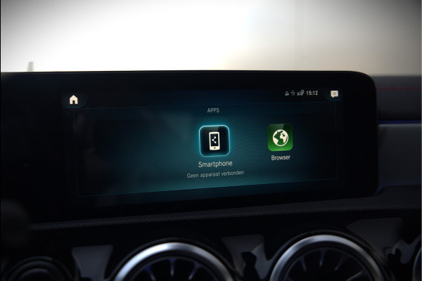 Mercedes-Benz CLA-Klasse Shooting Brake 250 e Business Solution AMG Limited | Stoelverwarming | Parkeersensoren | Navigatie | Cruise Control | Keyless | Ambiance Verlichting | Climate Control