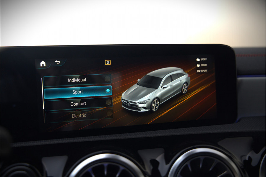 Mercedes-Benz CLA-Klasse Shooting Brake 250 e Business Solution AMG Limited | Stoelverwarming | Parkeersensoren | Navigatie | Cruise Control | Keyless | Ambiance Verlichting | Climate Control
