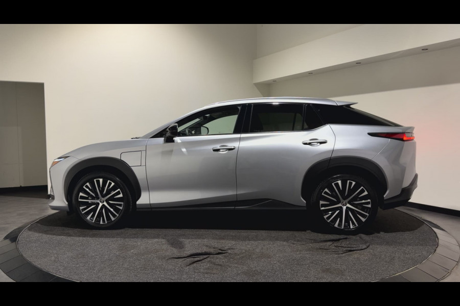 Lexus RZ 450e Executive Line 71 kWh | Leder interieur | Stoelen gekoeld & verwarmd | LMV 20" | Soh (batterijcheck) Waarde 97,9 %