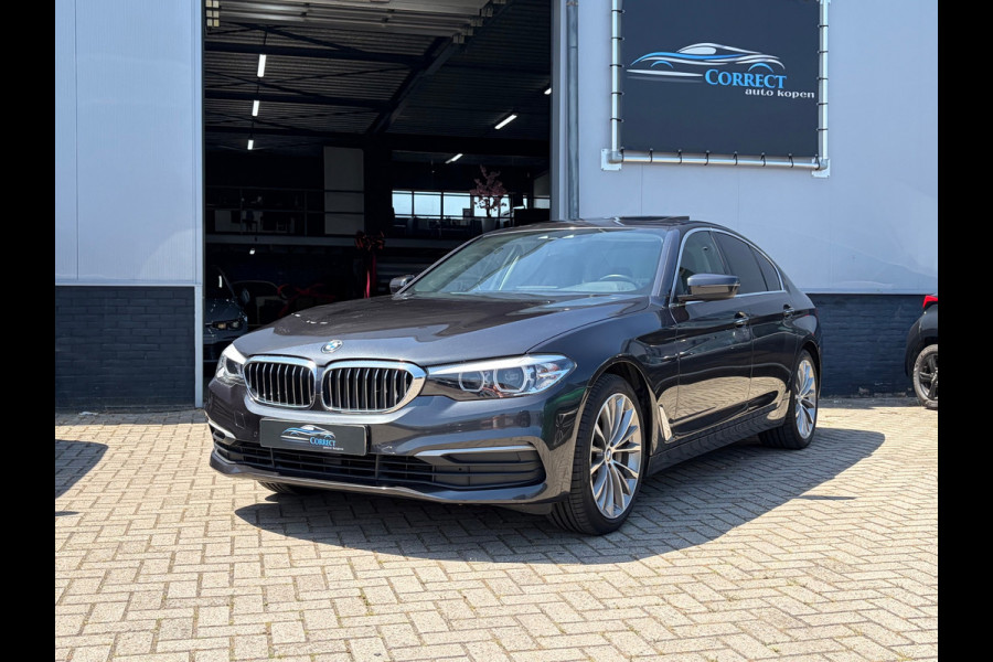 BMW 5 Serie 530i xDrive High Executive|Schuifdak|Memory|Trekhaak|