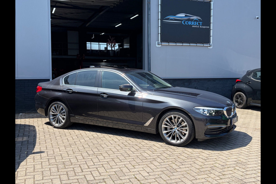 BMW 5 Serie 530i xDrive High Executive|Schuifdak|Memory|Trekhaak|