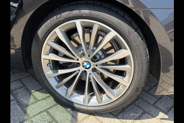 BMW 5 Serie 530i xDrive High Executive|Schuifdak|Memory|Trekhaak|