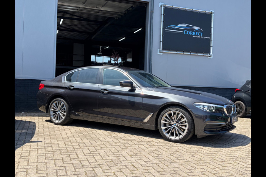 BMW 5 Serie 530i xDrive High Executive|Schuifdak|Memory|Trekhaak|
