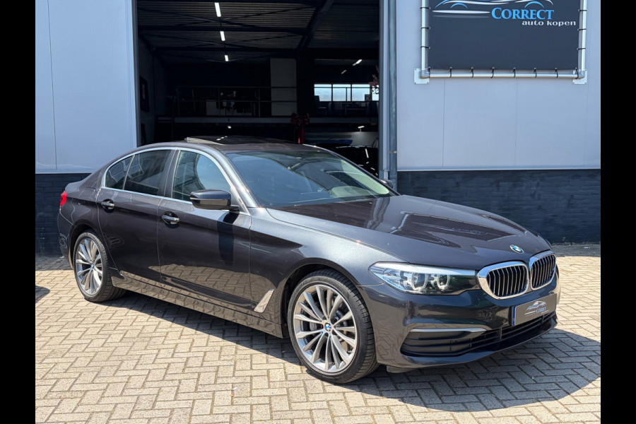 BMW 5 Serie 530i xDrive High Executive|Schuifdak|Memory|Trekhaak|