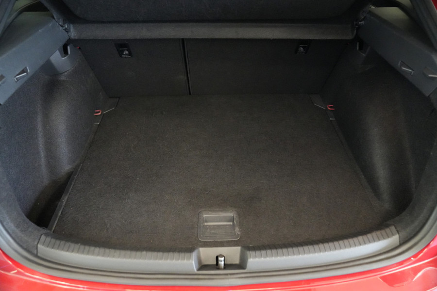Volkswagen Taigo 1.5 TSI R-Line 3x Adaptive-Cruise IQ-led 18'lmv 24 Maanden garantie* (Vraag naar de voorwaarden)