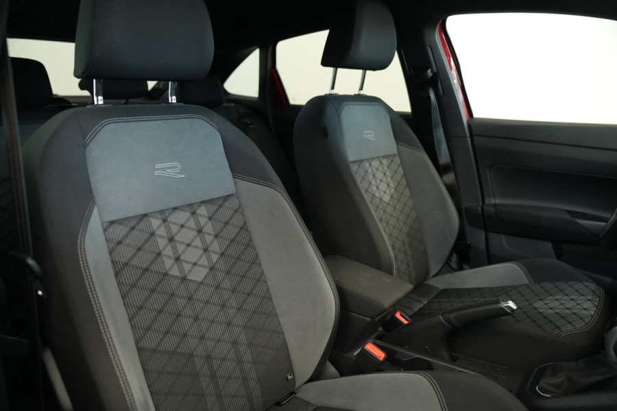 Volkswagen Taigo 1.5 TSI R-Line 3x Adaptive-Cruise IQ-led 18'lmv 24 Maanden garantie* (Vraag naar de voorwaarden)