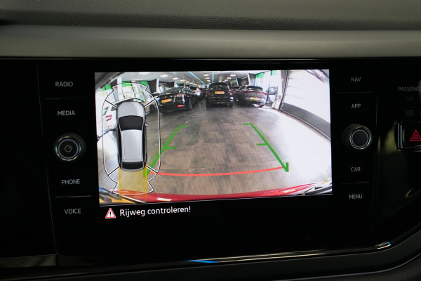 Volkswagen Taigo 1.5 TSI R-Line 3x Adaptive-Cruise IQ-led 18'lmv 24 Maanden garantie* (Vraag naar de voorwaarden)