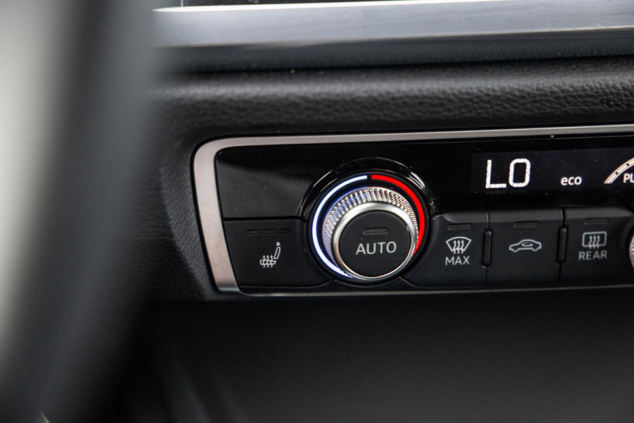 Audi Q3 Sportback 45 TFSI e Edition ADAPTIVE CRUISE  / CARPLAY / DEALER ONDERHOUDEN / AUTOMAAT