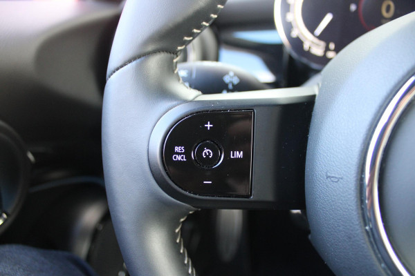MINI 3-deurs COOPER 1.5 136PK JOHN COOPER WORKS RESOLUTE ED. | AUTOMAAT | NAVIGATIE 8,8'' | DRAADLOOS APPLE CARPLAY | SFEERVERLICHTING | 17'' JCW VIJF DUBBELSPAAKS VELGEN IN GLOSS BLACK | JCW VOOR EN ACHTERBUMPER | JCW SPORTSTOELEN MET LEER/ALCATARA | JCW DORPEL INSTAPLIJSTEN | JCW STUURWIEL | FULL LED KOPLAMPEN | UNION JACK LED ACHTERVERLICHTING | ELEKTRISCH INKLAPBARE BUITENSPIEGELS | DIGITALE COCKPIT |