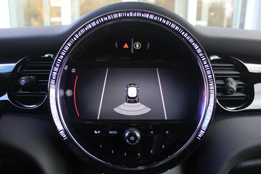 MINI 3-deurs COOPER 1.5 136PK JOHN COOPER WORKS RESOLUTE ED. | AUTOMAAT | NAVIGATIE 8,8'' | DRAADLOOS APPLE CARPLAY | SFEERVERLICHTING | 17'' JCW VIJF DUBBELSPAAKS VELGEN IN GLOSS BLACK | JCW VOOR EN ACHTERBUMPER | JCW SPORTSTOELEN MET LEER/ALCATARA | JCW DORPEL INSTAPLIJSTEN | JCW STUURWIEL | FULL LED KOPLAMPEN | UNION JACK LED ACHTERVERLICHTING | ELEKTRISCH INKLAPBARE BUITENSPIEGELS | DIGITALE COCKPIT |