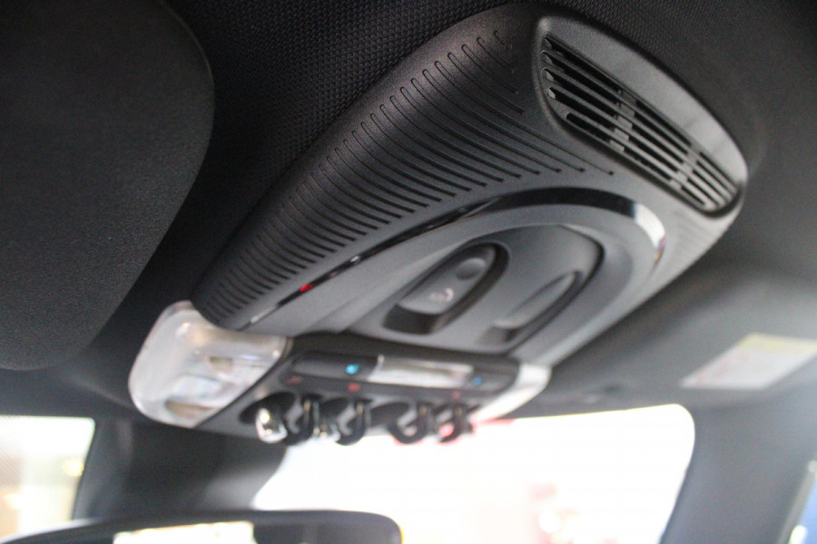 MINI 3-deurs COOPER 1.5 136PK JOHN COOPER WORKS RESOLUTE ED. | AUTOMAAT | NAVIGATIE 8,8'' | DRAADLOOS APPLE CARPLAY | SFEERVERLICHTING | 17'' JCW VIJF DUBBELSPAAKS VELGEN IN GLOSS BLACK | JCW VOOR EN ACHTERBUMPER | JCW SPORTSTOELEN MET LEER/ALCATARA | JCW DORPEL INSTAPLIJSTEN | JCW STUURWIEL | FULL LED KOPLAMPEN | UNION JACK LED ACHTERVERLICHTING | ELEKTRISCH INKLAPBARE BUITENSPIEGELS | DIGITALE COCKPIT |