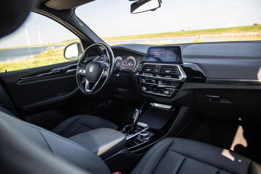 BMW X3 xDrive30e Executive CARPLAY / STOELVERWARMING / DEALER ONDERHOUDEN / LEER