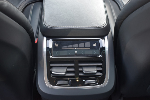 Volvo S90 T4 190PK Business Luxury + | Trekhaak | BLIS | 360 Camera | Stoel Verwarm. V+A | Pano |