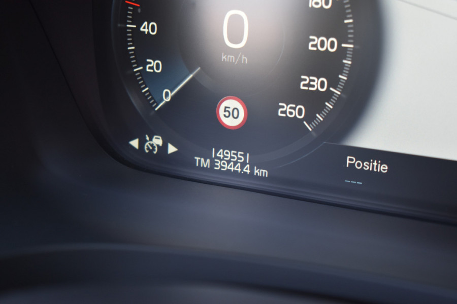 Volvo S90 T4 190PK Business Luxury + | Trekhaak | BLIS | 360 Camera | Stoel Verwarm. V+A | Pano |