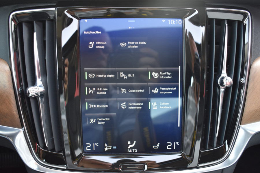 Volvo S90 T4 190PK Business Luxury + | Trekhaak | BLIS | 360 Camera | Stoel Verwarm. V+A | Pano |
