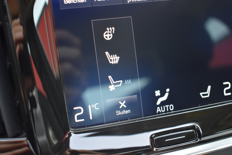 Volvo S90 T4 190PK Business Luxury + | Trekhaak | BLIS | 360 Camera | Stoel Verwarm. V+A | Pano |