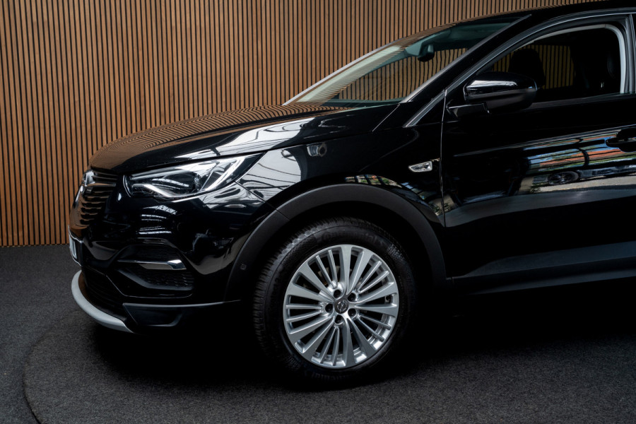 Opel Grandland X 1.2 Turbo Aut. Leer Navi Camera PDC Climate Stoelverwarming voor en achter Stuurverwarming Carplay Cruise LM velgen