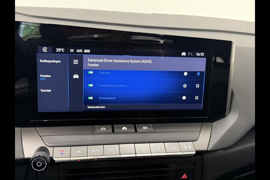 Opel Astra Sports Tourer 1.2 Turbo Business Edition Navi Wireless Carplay 10" Sscherm Camera/PDC LED 2-zone Airco Keyless Start 17 inch LMV