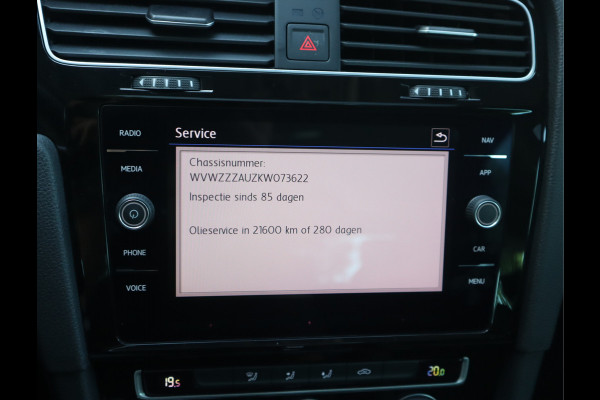 Volkswagen Golf 1.5 TSI Highline Pano / Led / Navi / Elekramen / R-Line / Dealer onderhouden