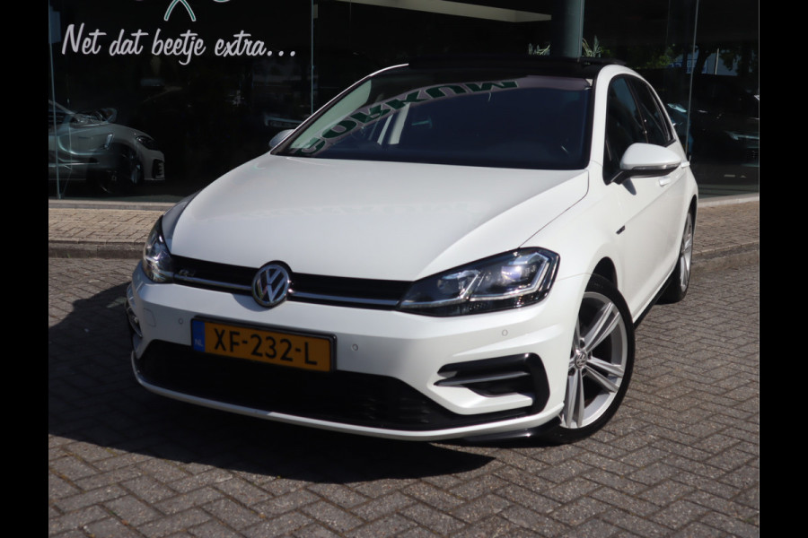 Volkswagen Golf 1.5 TSI Highline Pano / Led / Navi / Elekramen / R-Line / Dealer onderhouden