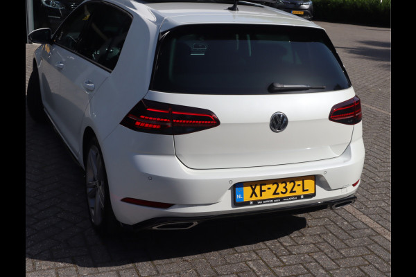 Volkswagen Golf 1.5 TSI Highline Pano / Led / Navi / Elekramen / R-Line / Dealer onderhouden