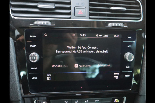 Volkswagen Golf 1.5 TSI Highline Pano / Led / Navi / Elekramen / R-Line / Dealer onderhouden