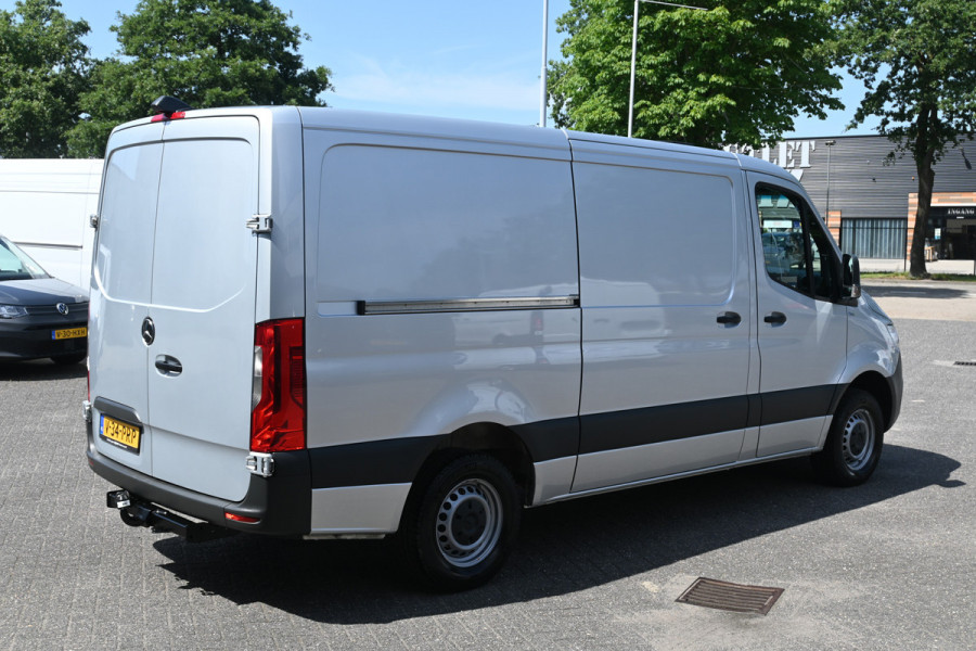 Mercedes-Benz Sprinter 315 CDI L2H1 MBUX met camera, Geveerde stoel, Trekhaak, Etc.