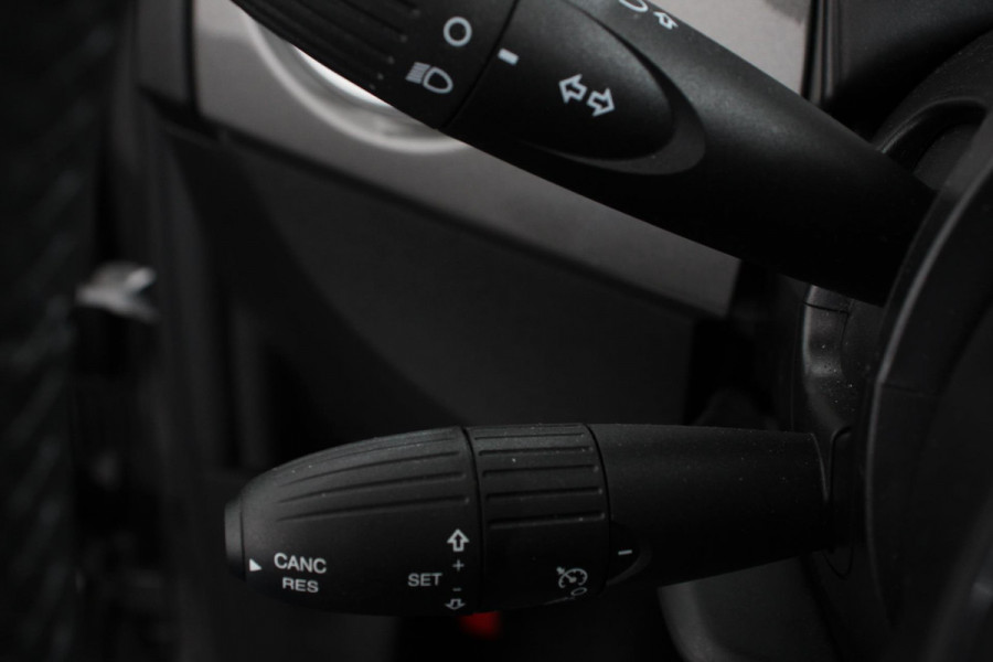Fiat 500C 1.2 Lounge Navigatie Lederen interieur Climate control Cruise control Parkeer sensor achter DAB