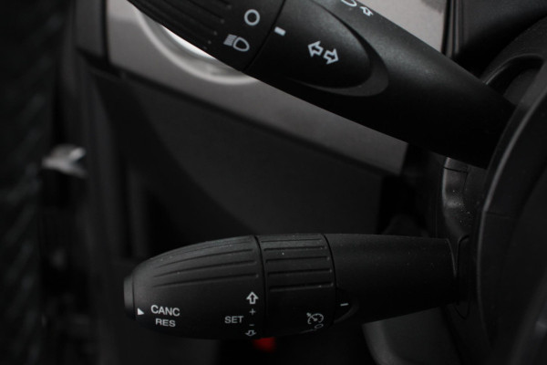 Fiat 500C 1.2 Lounge Navigatie Lederen interieur Climate control Cruise control Parkeer sensor achter DAB