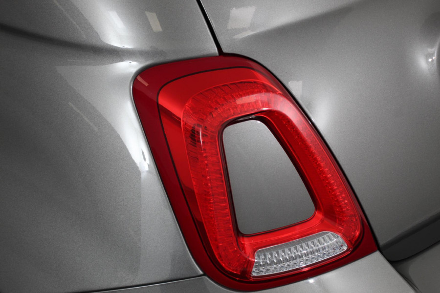Fiat 500C 1.2 Lounge Navigatie Lederen interieur Climate control Cruise control Parkeer sensor achter DAB