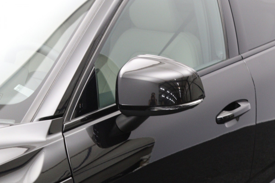 Volvo XC40 2.0 B3 164 PK Plus Dark, 4-Cilinder, Harman/Kardon, Leder, Trekhaak, Memory, Camera