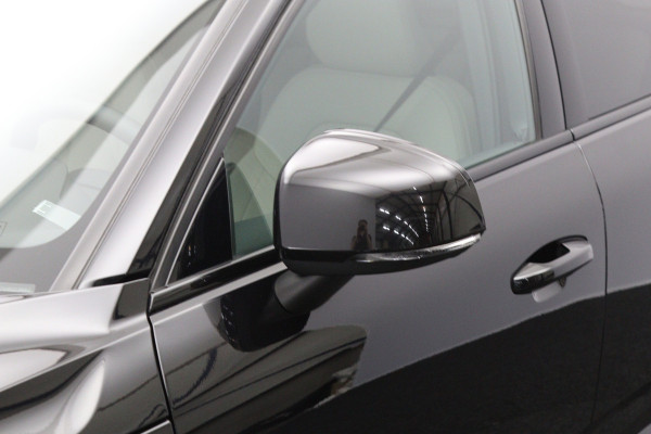 Volvo XC40 2.0 B3 164 PK Plus Dark, 4-Cilinder, Harman/Kardon, Leder, Trekhaak, Memory, Camera