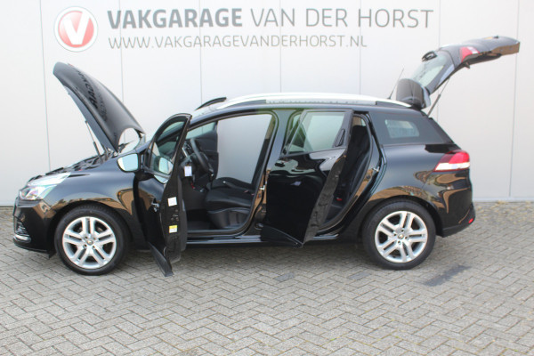 Renault Clio Estate 0.9-90pk TCe Zen. Nette en praktische Renault Clio Estate voor nog jaren comfortabel rijplezier. Airco, cruise control, navigatie, telefoonvoorb., trekhaak, elektr. ramen, centr. vergr. etc.