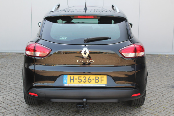 Renault Clio Estate 0.9-90pk TCe Zen. Nette en praktische Renault Clio Estate voor nog jaren comfortabel rijplezier. Airco, cruise control, navigatie, telefoonvoorb., trekhaak, elektr. ramen, centr. vergr. etc.
