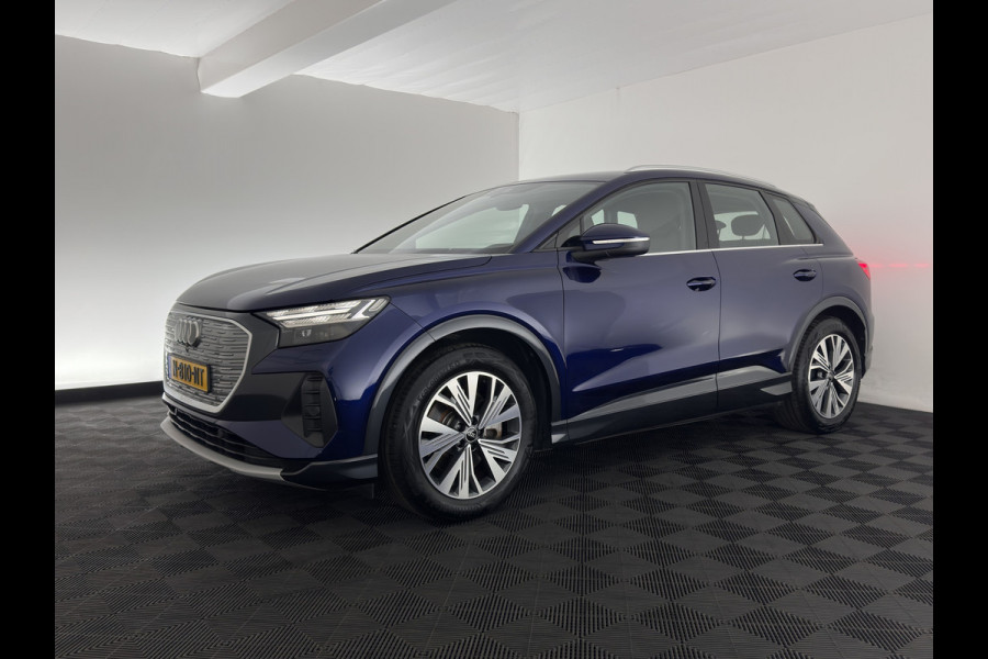 Audi Q4 e-tron 40 Launch edition Advanced 77 kWh [ 3-Fase-11kW ] (INCL-BTW) Aut. *NAVI-FULLMAP | MATRIX-LED | KEYLESS | CAMERA | AUDI-SOUND |  DIGI-COCKPIT | DAB | AMBIENTLIGHT | HEATED-SPORTSEATS | PRIVACYGLASS | CRUISE | 19''ALU*