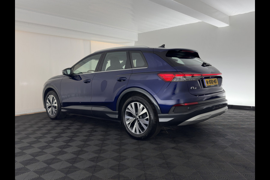 Audi Q4 e-tron 40 Launch edition Advanced 77 kWh [ 3-Fase-11kW ] (INCL-BTW) Aut. *NAVI-FULLMAP | MATRIX-LED | KEYLESS | CAMERA | AUDI-SOUND |  DIGI-COCKPIT | DAB | AMBIENTLIGHT | HEATED-SPORTSEATS | PRIVACYGLASS | CRUISE | 19''ALU*