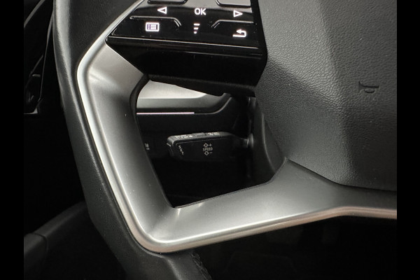 Audi Q4 e-tron 40 Launch edition Advanced 77 kWh [ 3-Fase-11kW ] (INCL-BTW) Aut. *NAVI-FULLMAP | MATRIX-LED | KEYLESS | CAMERA | AUDI-SOUND |  DIGI-COCKPIT | DAB | AMBIENTLIGHT | HEATED-SPORTSEATS | PRIVACYGLASS | CRUISE | 19''ALU*