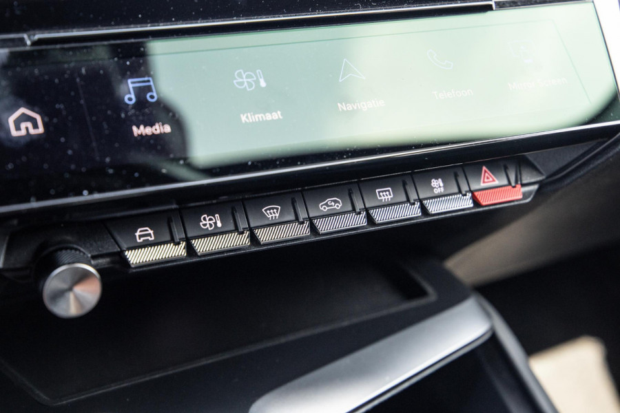 Peugeot 308 SW 1.6 HYbrid 180 GT Pack Business AIRCO / CRUISE CONTROLE / CARPLAY / PLUG IN HYBRID / STOELVERWARMING