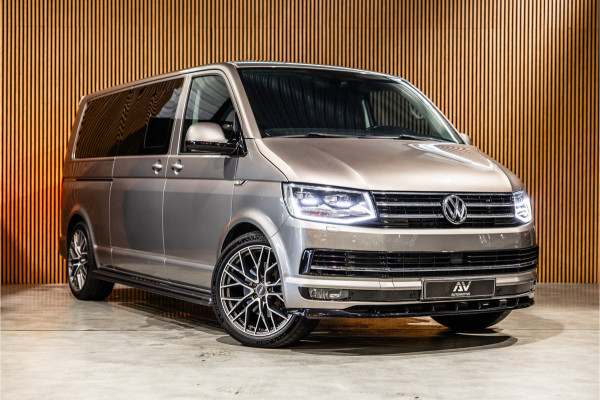 Volkswagen Transporter 2.0 TDI L2H1 DC Highline | Schuifdak | ACC | Bi-Xenon | Camera | Stoelverwarming | Navigatie | Alcantara bekleding | Trekhaak | L+R Schuifdeur | 20'' Sport velgen | Orig. NL Auto | NAP Logisch | Nieuwe APK