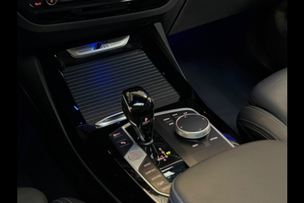 BMW X3 M40i xDrive High Executive M-SPORT |PANO|HARMAN KARDON| MEMORY|SFEERVERLICHTING | DEALER ONDERHOUDEN |TREKHAAK | BOMVOL!