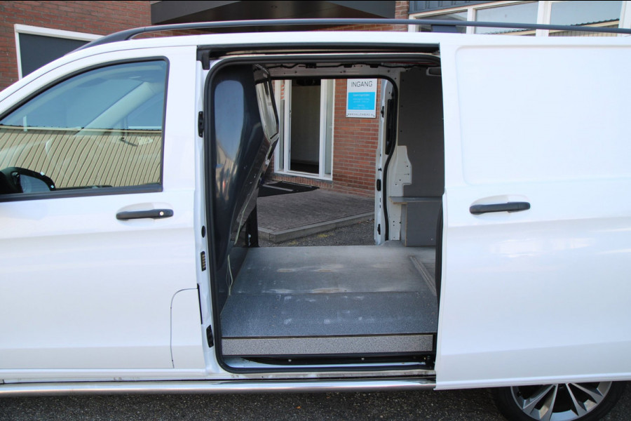 Mercedes-Benz Vito 114 CDI Lang / Automaat / Trekhaak / Dubbele schuif / Camera