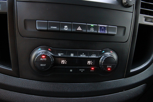 Mercedes-Benz Vito 114 CDI Lang / Automaat / Trekhaak / Dubbele schuif / Camera